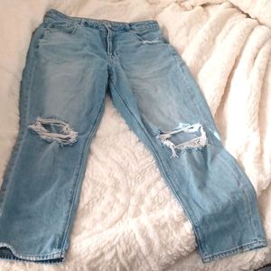 American Eagle Mom Jeans